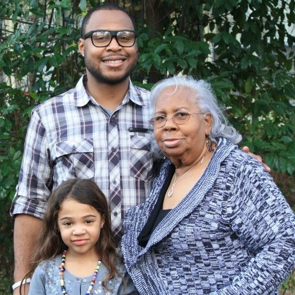 Meet your Posher, Carlos - Picture 1 of 1